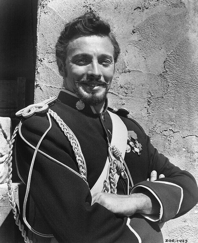 Enrique Sánchez Monastario (Walt Disney Zorro)