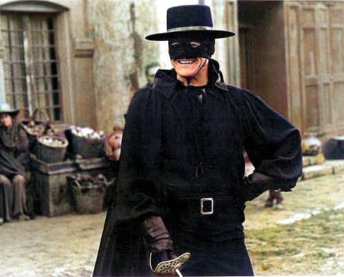 Kto grał Zorro Henry Darrow (Zorro i syn Zorro and Son (1983), New World Zorro) Who played Zorro Henry Darrow
