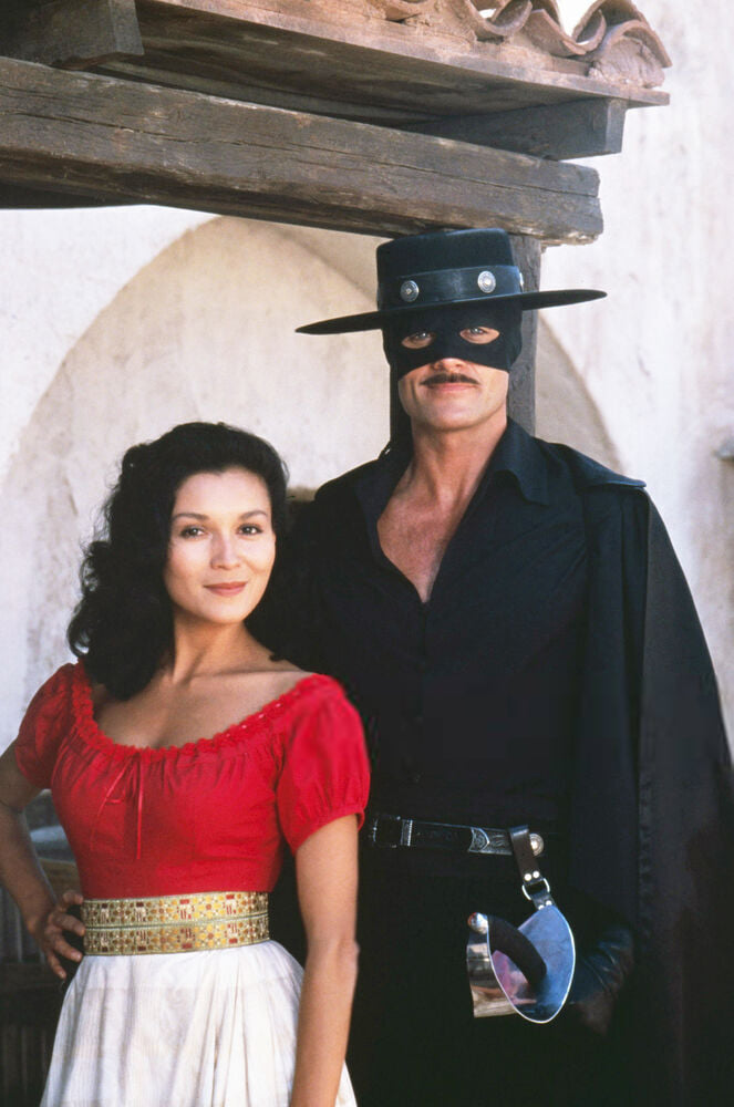 Victoria Escalante (New World Zorro)